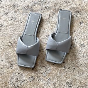 Flat Sandals Zara